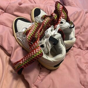 Everything must go!!